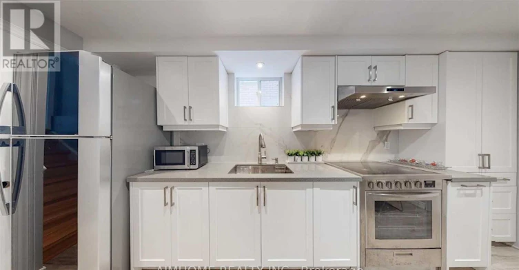 BSMT-10 Portsmouth Road, Vaughan, ON, L6A 3E7 - 11