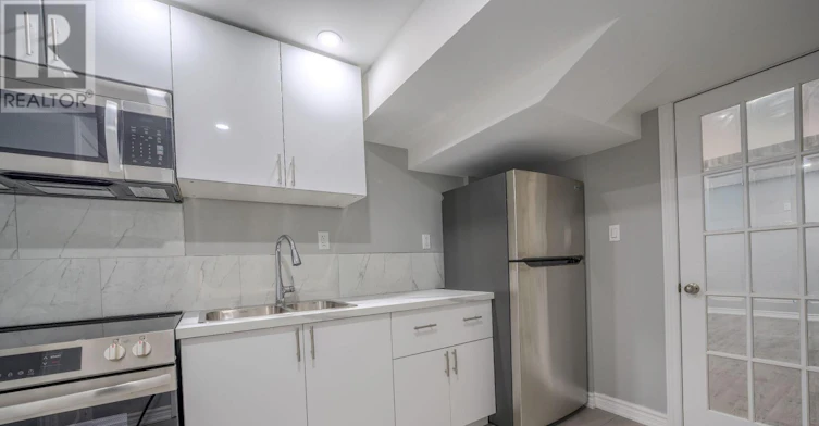 LOWER-2111 Lynn Heights Drive, Pickering, ON, L1X 2S1 - 7