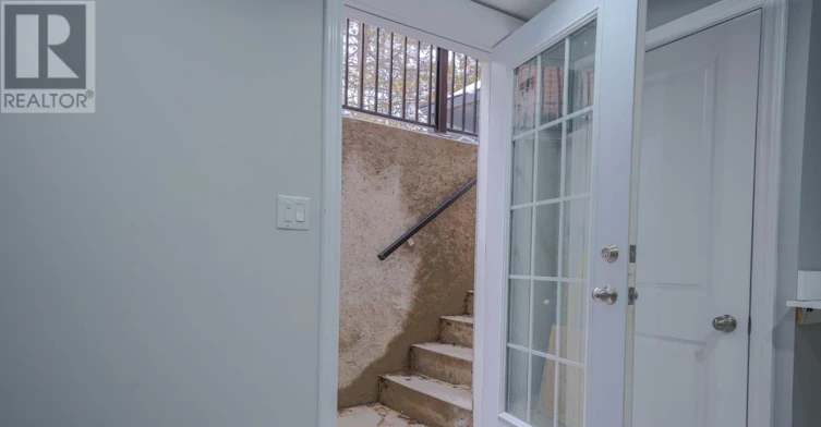 LOWER-2111 Lynn Heights Drive, Pickering, ON, L1X 2S1 - 6