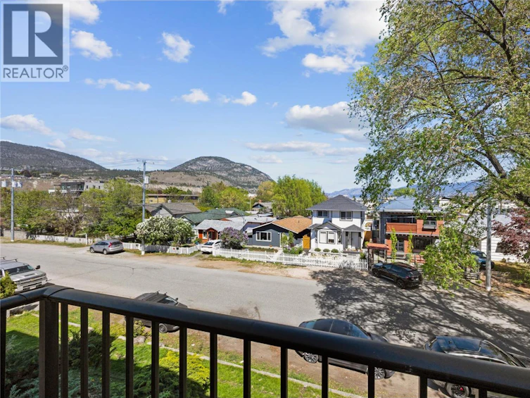 207-922 Dynes Avenue, Penticton, BC, V2A 1B8 - 15
