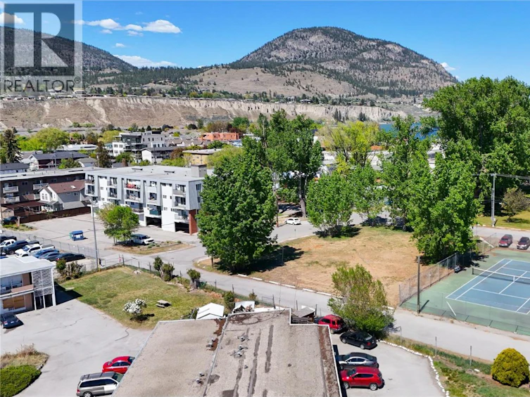 207-922 Dynes Avenue, Penticton, BC, V2A 1B8 - 23