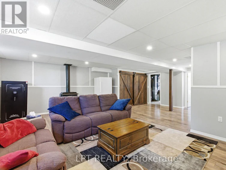 168 Ann Street, North Middlesex, ON, N0M 2K0 - 34