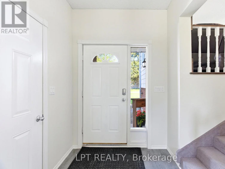 168 Ann Street, North Middlesex, ON, N0M 2K0 - 5