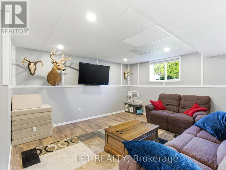 168 Ann Street, North Middlesex, ON, N0M 2K0 - 33