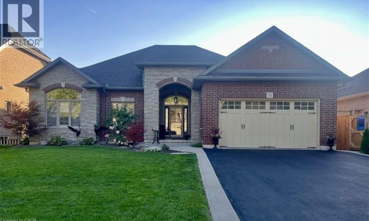 71 Newport Lane