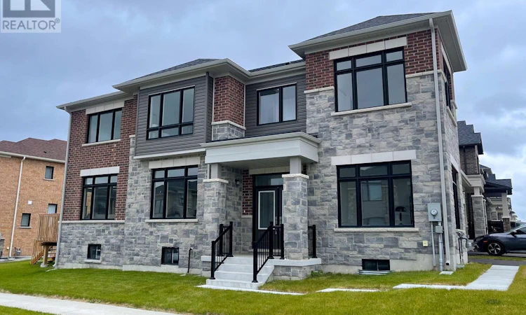 147 Fenchurch Manor