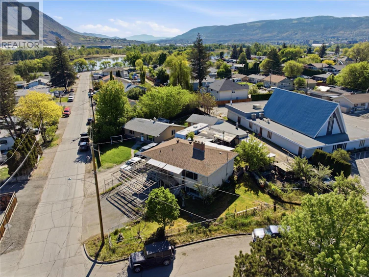 236 Spruce Avenue, Kamloops, BC, V2B 1J1