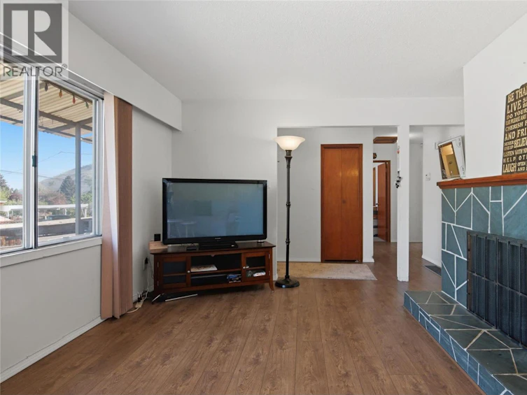 236 Spruce Avenue, Kamloops, BC, V2B 1J1 - 10