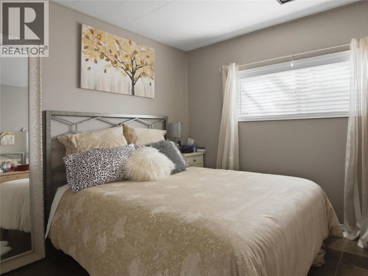 236 Spruce Avenue, Kamloops, BC, V2B 1J1 - 15