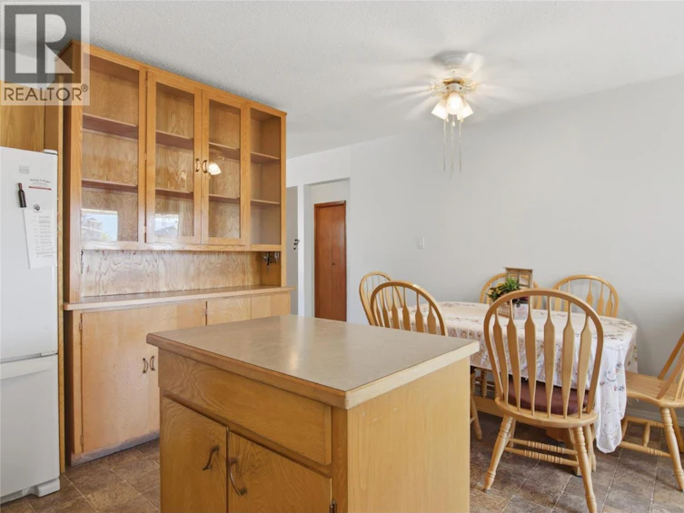 236 Spruce Avenue, Kamloops, BC, V2B 1J1 - 22