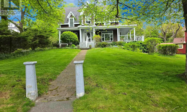 148 Crescent Street
