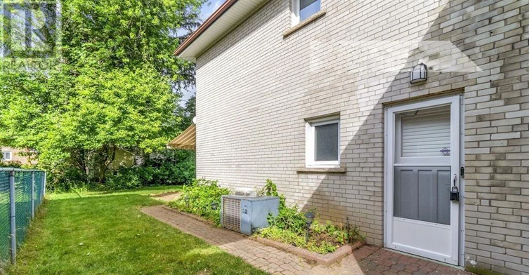 BACK-360 Chantenay Drive, Mississauga, ON, L5A 1E7 - 24