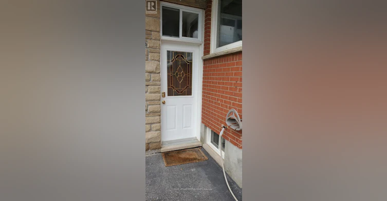 13 Theodore Drive, Mississauga, ON, L5M 1E5 - 3