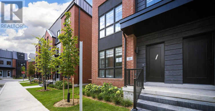 22 Chesley Street, Vaughan, ON, L4J 0M1 - 2