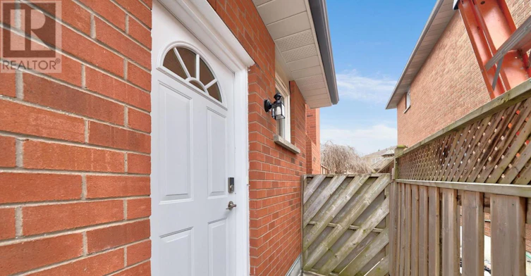 LOWER-56 Ballard Crescent, Newmarket, ON, L3X 1S2 - 3