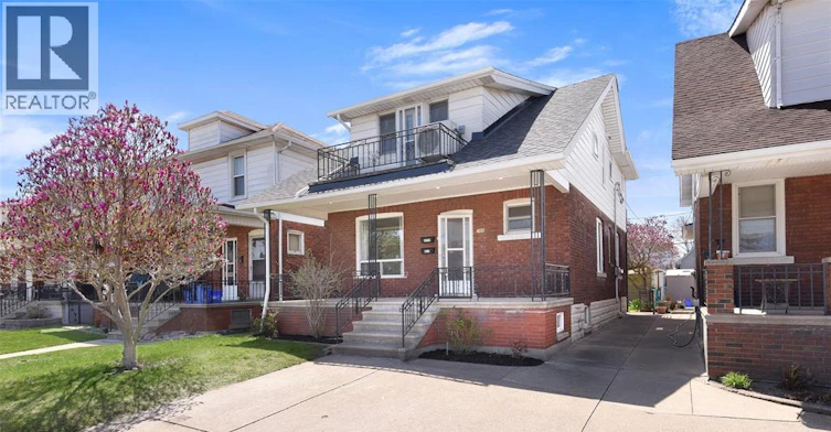 UPPER-1069 Marentette Avenue, Windsor, ON, N9A 2A4