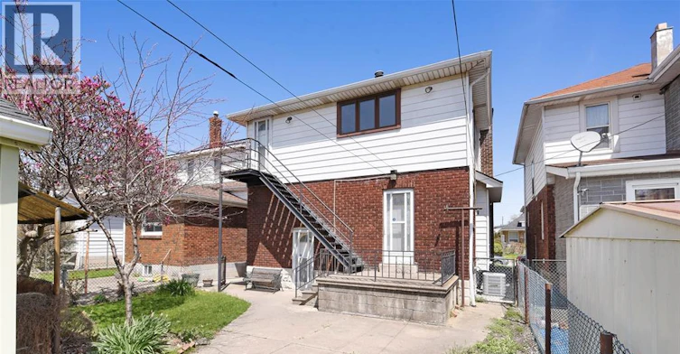 UPPER-1069 Marentette Avenue, Windsor, ON, N9A 2A4 - 5