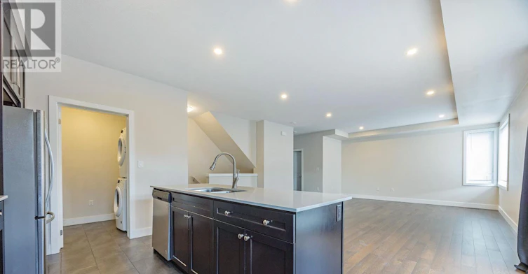 34-1960 Dalmagarry Road, London, ON, N6G 0T8 - 12