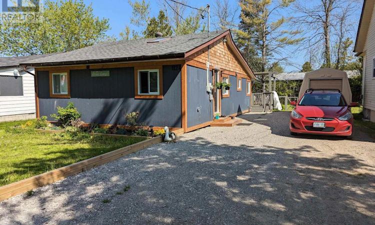 1124 Stoney Point Road