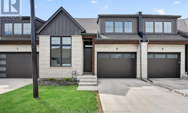 8-41 Ivy Crescent
