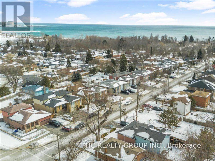 692 Shore Boulevard WEST, Pickering, ON, L1W 2T9 - 2