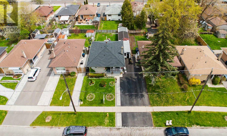 62 Sundance Crescent