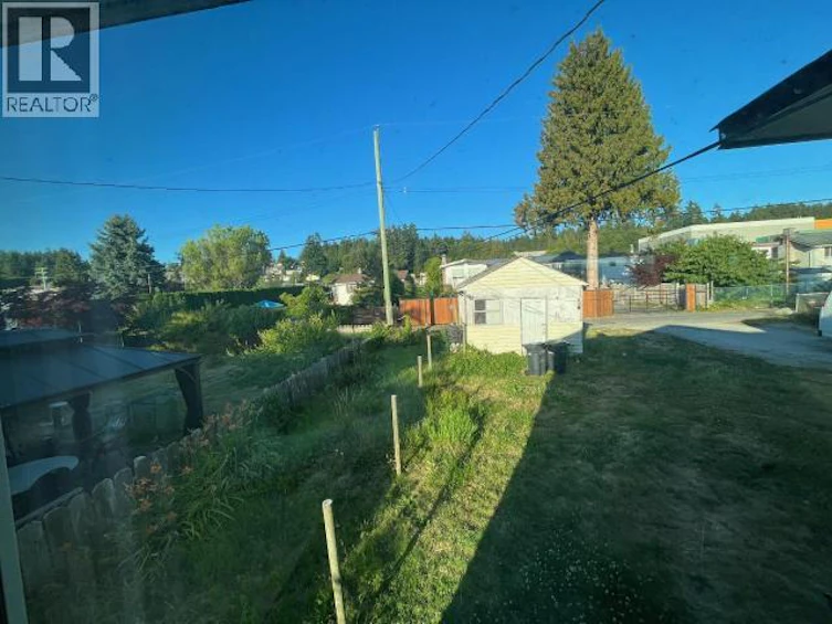 3952 Joyce Avenue, Powell River, BC, V8A 2Z3 - 13