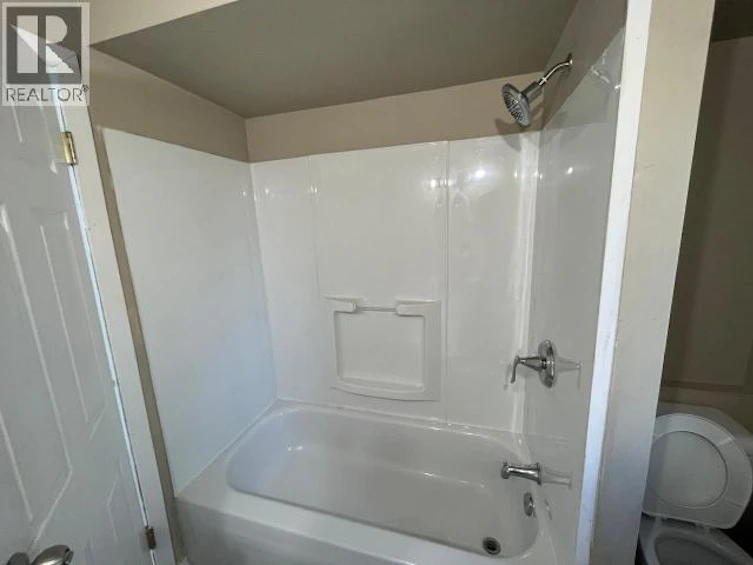 3952 Joyce Avenue, Powell River, BC, V8A 2Z3 - 10