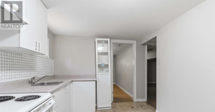 BASEMENT-3372 Fellmore Drive, Mississauga, ON, L5C 2E2 - 17