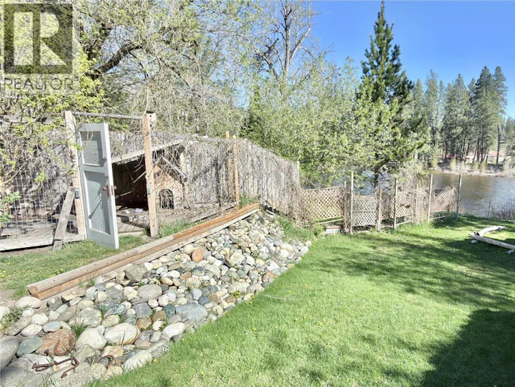 1606 33 Highway, Rock Creek, BC, V0H 1Y0 - 36