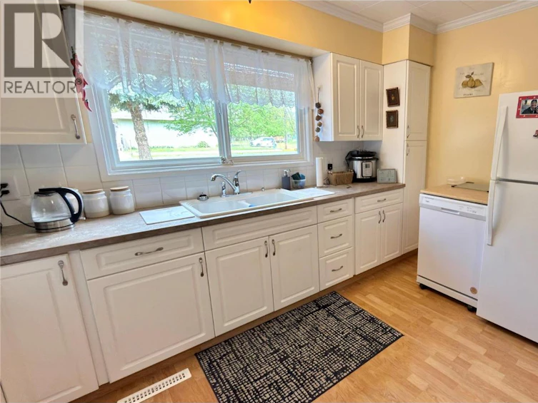 492 Fourth Avenue, Midway, BC, V0H 1M0 - 15