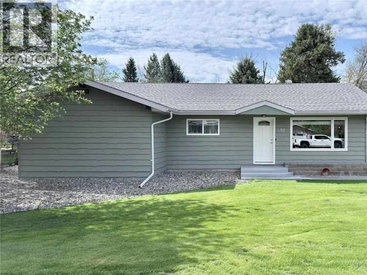 492 Fourth Avenue, Midway, BC, V0H 1M0 - 2