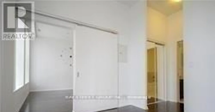 209-832 Bay Street, Toronto, ON, M5S 1Z6 - 6