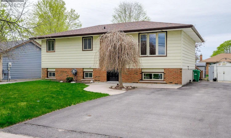 591 Otonabee Drive
