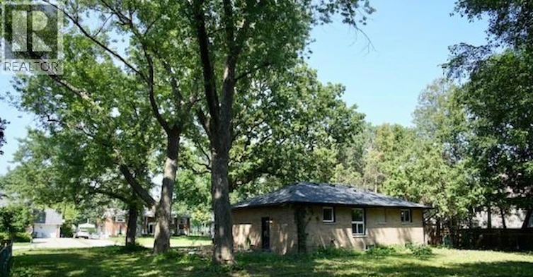 955 Roseland, Windsor, ON, N9G 1T9 - 4