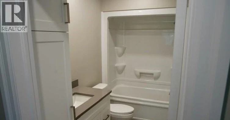 955 Roseland, Windsor, ON, N9G 1T9 - 6