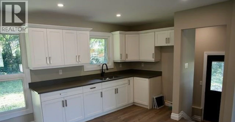 955 Roseland, Windsor, ON, N9G 1T9 - 21