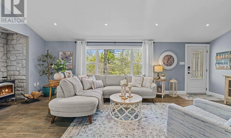 11 Birch Terrace