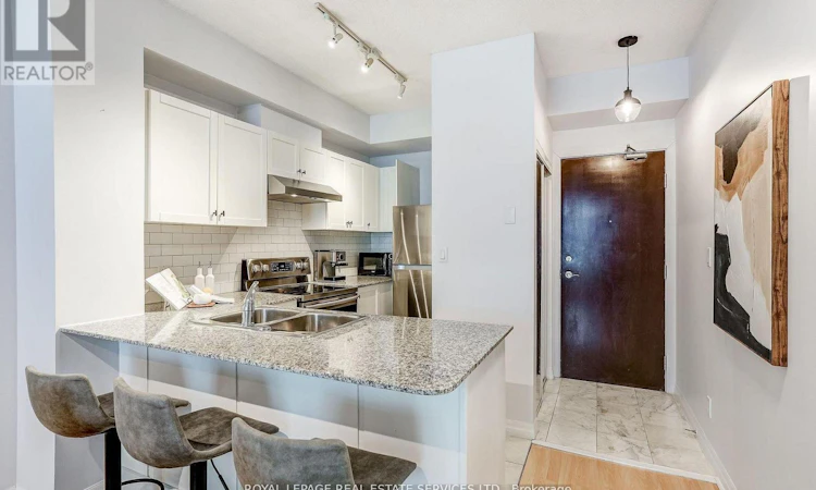 1106-1359 Rathburn Road