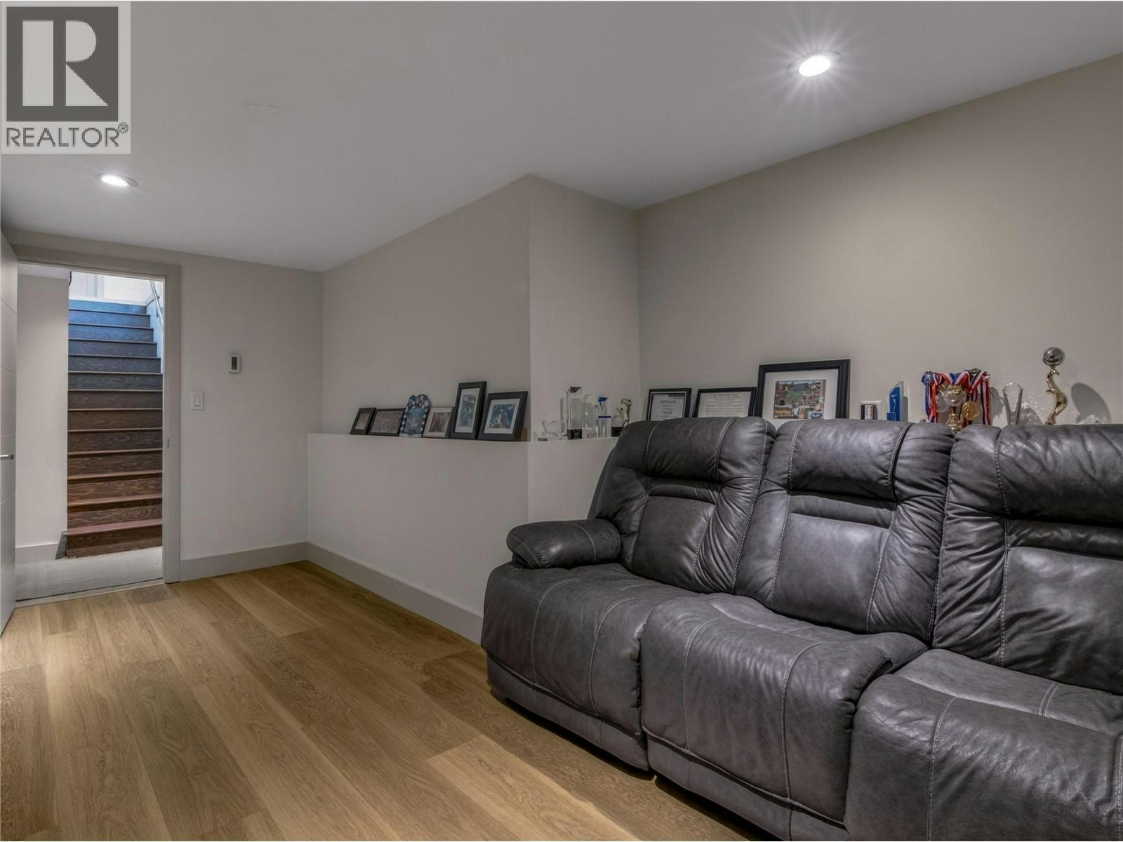 101-433 Churchill Avenue, Penticton, BC, V2A 1C9 - 41
