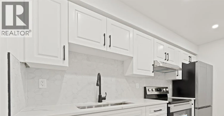3-702 Pierre, Windsor, ON, N9A 2K5 - 9