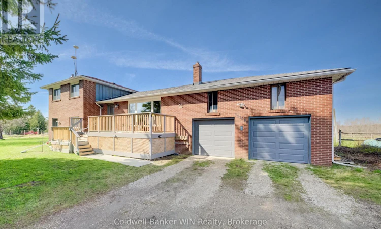 111690 Grey 14 Road