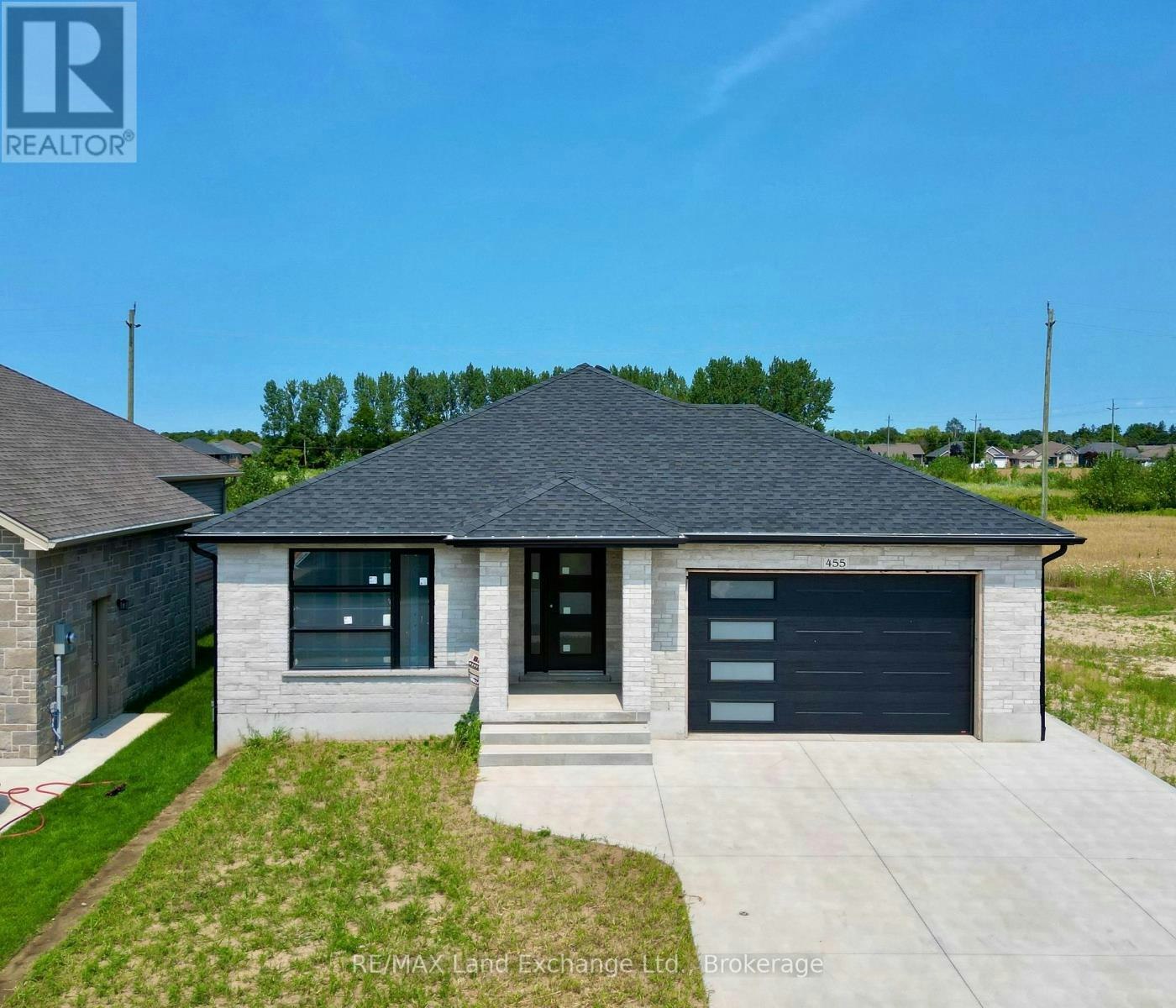 455 Burnside Street, Saugeen Shores, ON, N0H 2C3