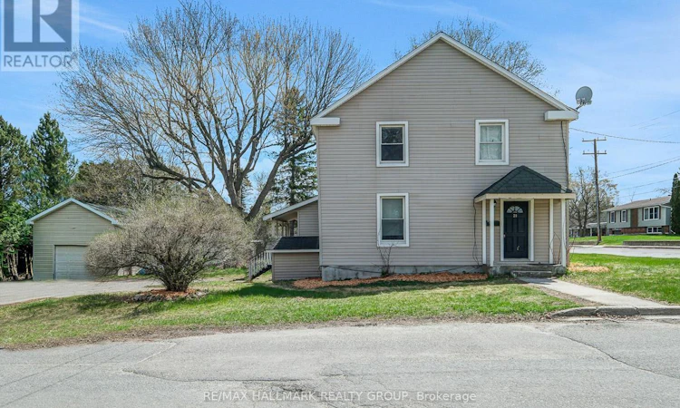 20 Brock Street S