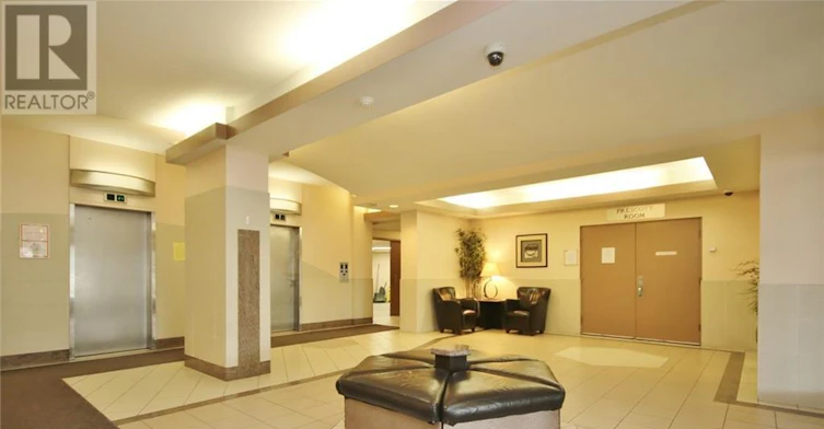 1009-900 Dynes Road, Ottawa, ON, K2C 3L6 - 2