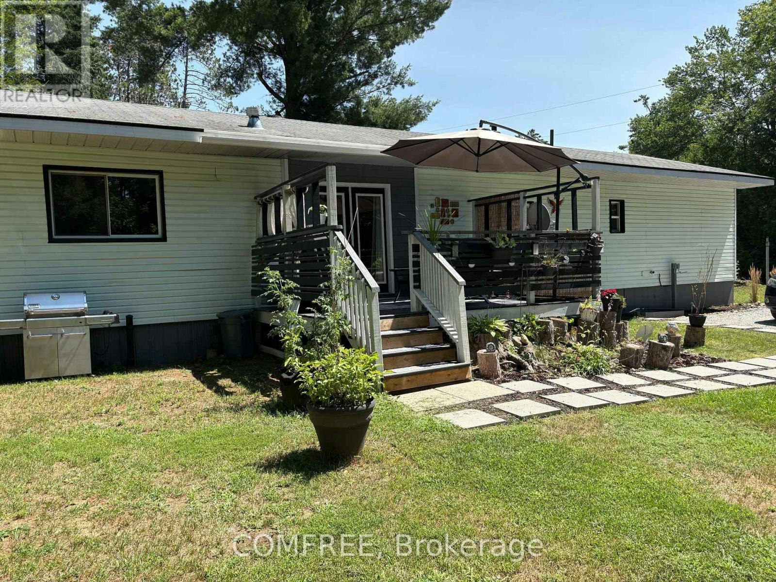 402-1713 11 Highway S, Gravenhurst, ON, P0E 1G0