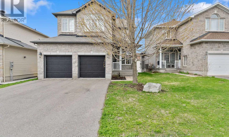 281 Topaze Crescent