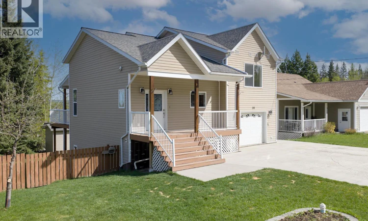 335 W 6th Street
