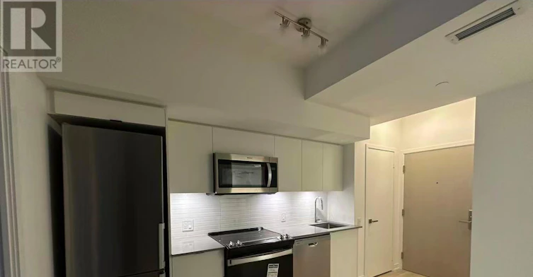 109-500 Wilson Avenue, Toronto, ON, M3H 0E5 - 8