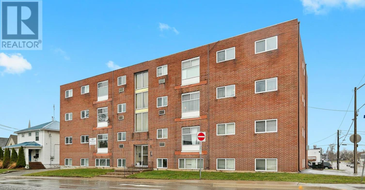 1-4663 Huron Street, Niagara Falls, ON, L2E 2H7